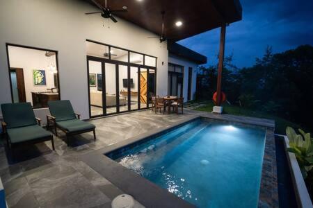 Modern Villa Overlooking Macal River Valley Benque Viejo del Carmen 外观 照片